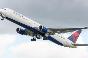JFK Airport Delta Airlines Fights Delayed Flight