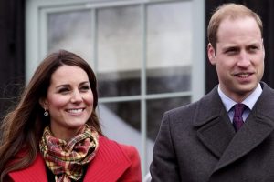 Kate Middleton Prince William Maskless Critics
