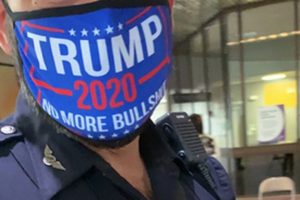 Daniel Ubeda Cop In Miami Florida Trump 2020 Mask Near Voting Site