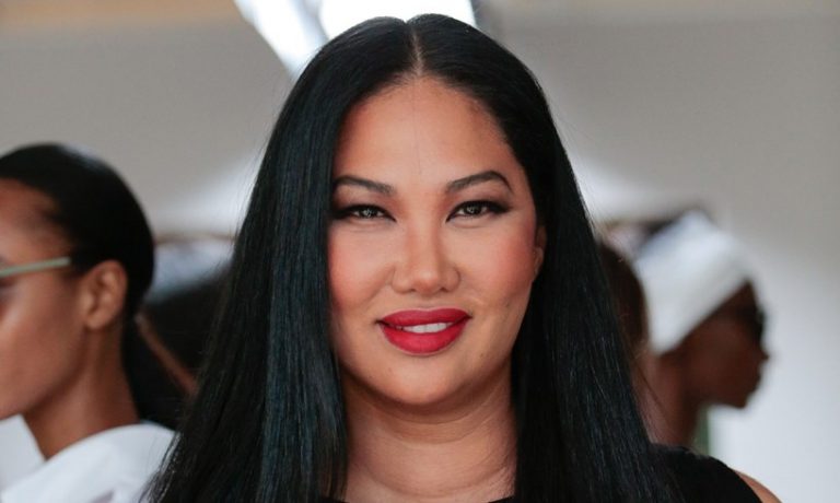 Kimora Lee Simmons And Her Daughters Aoki And Ming Put Their Stunning