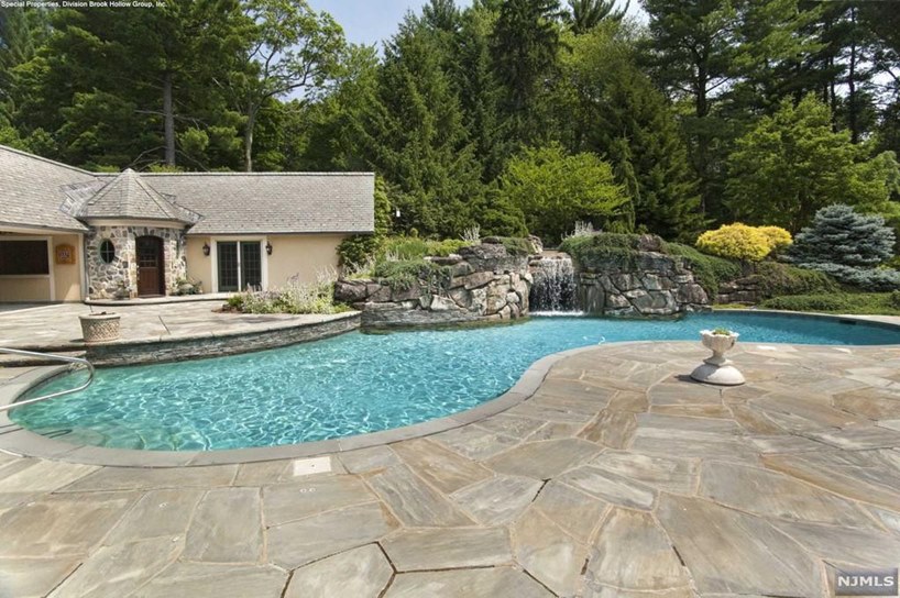 Rosie O Donnell Selling New Jersey Home Photo