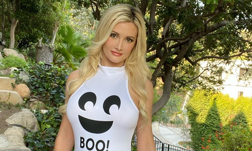 Holly madison onlyfans