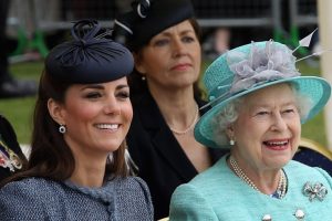 Kate Middleton Queen Elizabeth Prince William Red Coat photos National Portrait Gallery