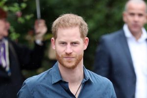 Prince Harry Queen Elizabeth Meghan Markle Heart Of Invictus Game Documentary Netflix