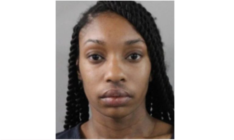 Ayanna Davis Florida Subtitute Teacher Arrested