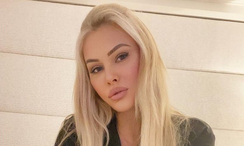 Shanna Moakler Pregnant Travis Barker Support
