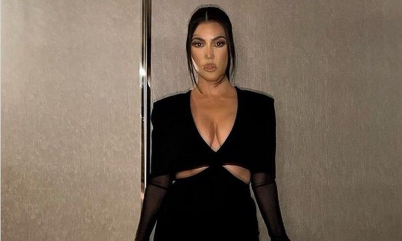 Kourtney Kardashian Travis Barker Romance Secret