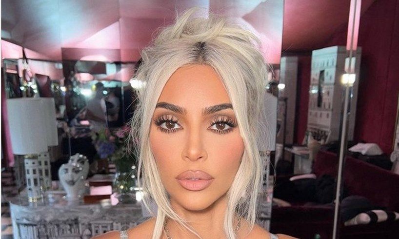 Kim Kardashian On Kanye West Easy Song