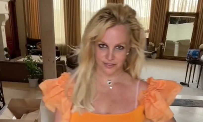 Britney Spears Returns Instagram Again