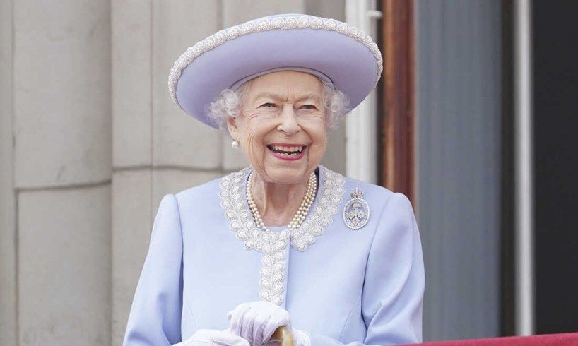 Queen Elizabeth Prince Harry Meghan Markle Meeting