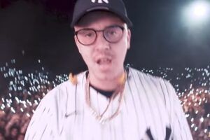 Logic Dancing On Stage Concert Ice Spice