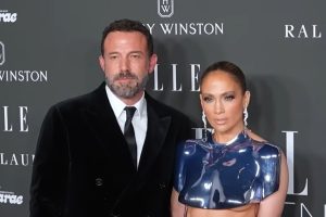 Ben Affleck Jennifer Lopez Garner New Style