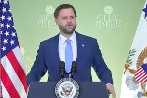 JD Vance Donald Trump Iran
